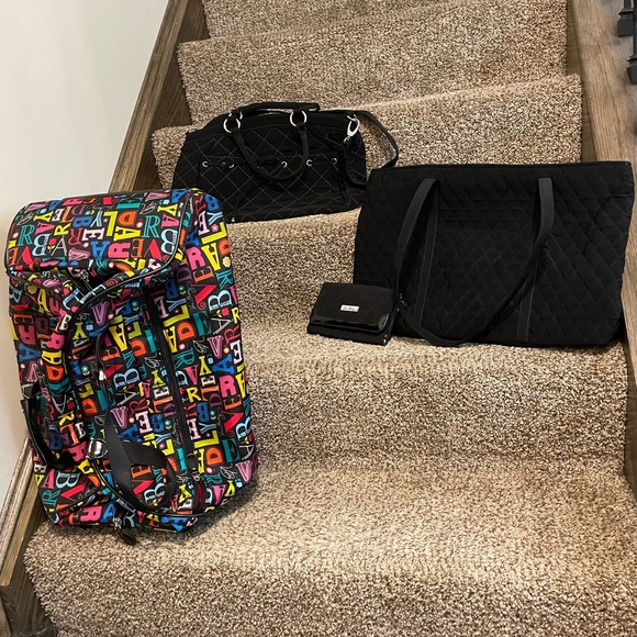 Vera Bradley - Picture 10 of 15